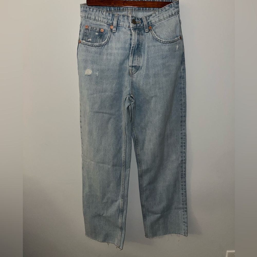 Zara Light Wash Ripped Jeans